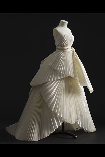 The Beautiful World of Vintage&nbsp;Clothing